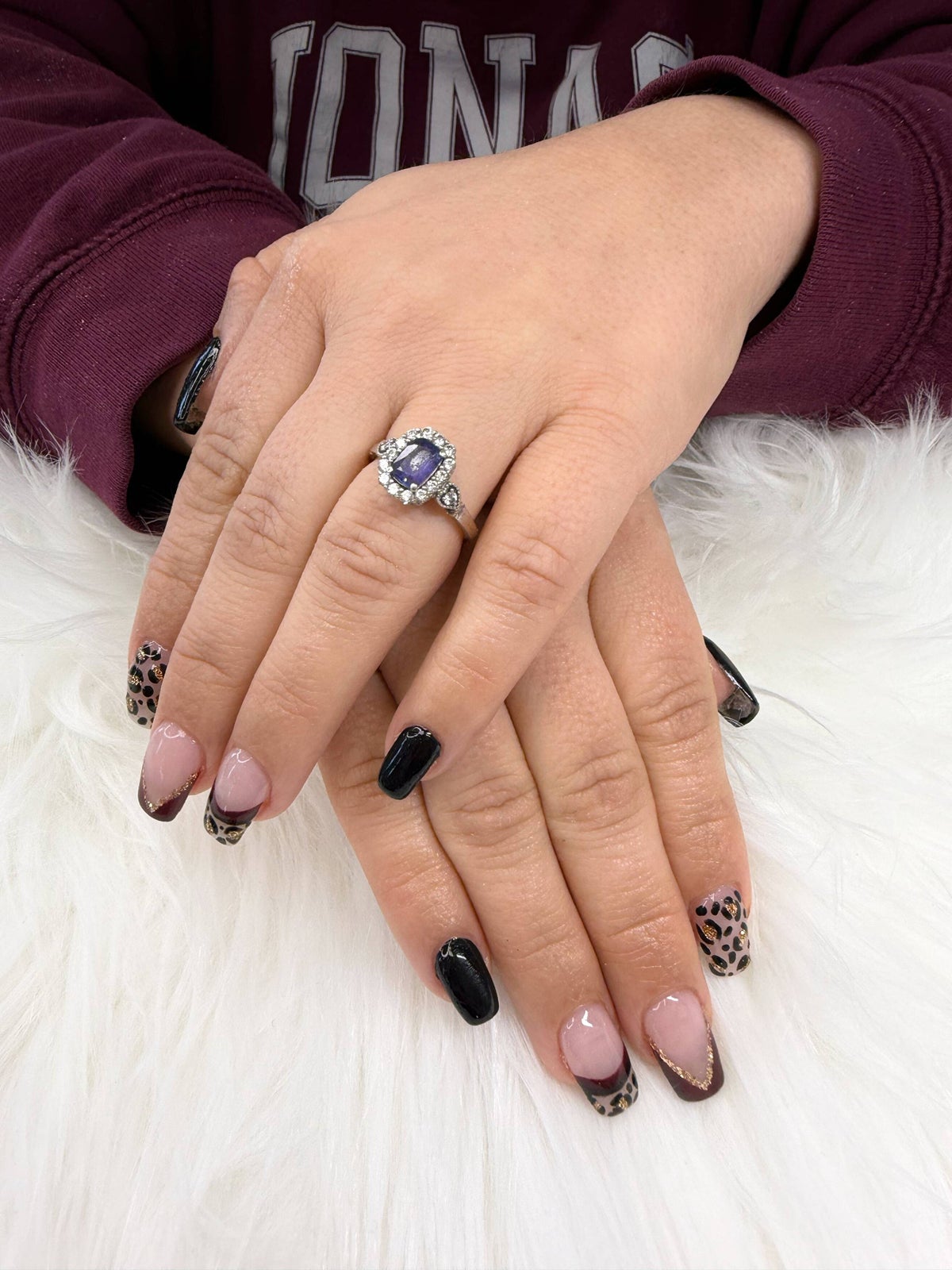 Acrylic set by Tristan
